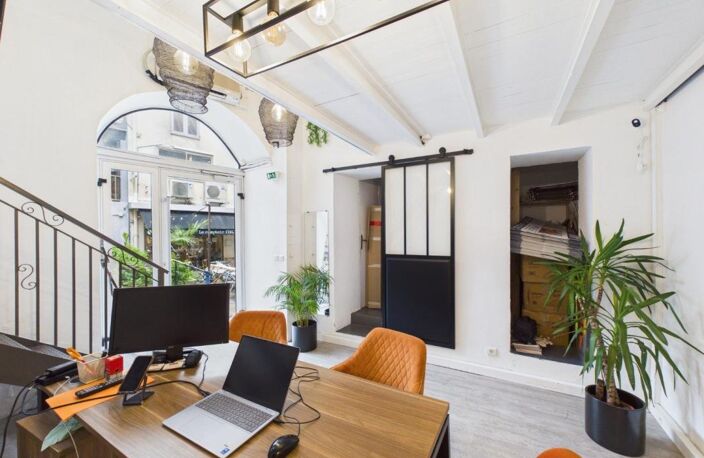LOCAL COMMERCIAL OU PROFESSIONNEL — photo 3