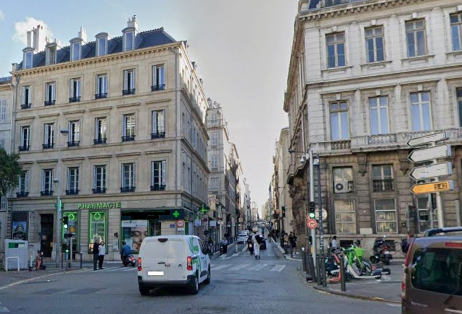 À VENDRE – Restaurant Authentique en plein cœur de Marseille – Opportunité rare ! — photo 1