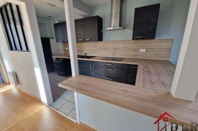 Appartement 4 pièces 860 €