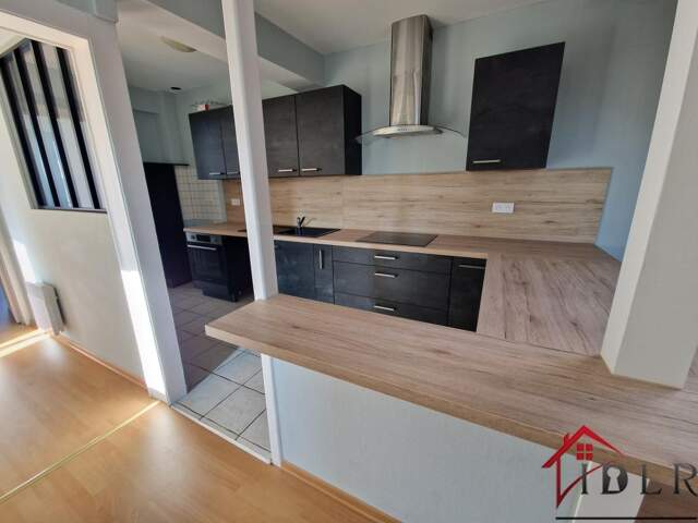 Appartement F4 en duplex hyper centre ville Châlons-en-Champ — photo du bien