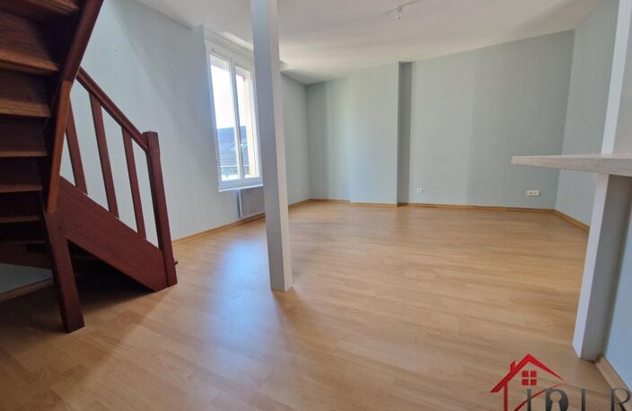 Appartement F4 en duplex hyper centre ville Châlons-en-Champ — photo 4