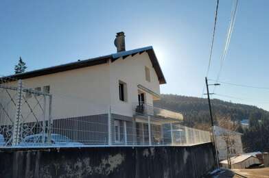 Maison 8 pièces 325500 €