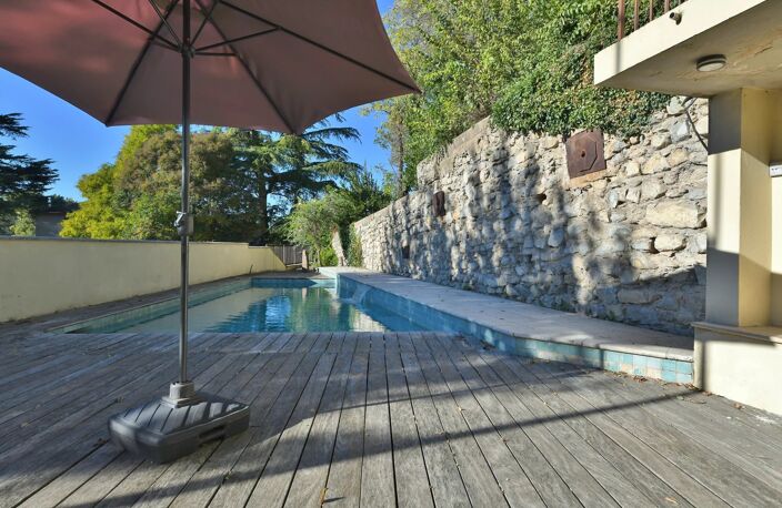 Mas de Village avec Piscine et Jardin — photo 3