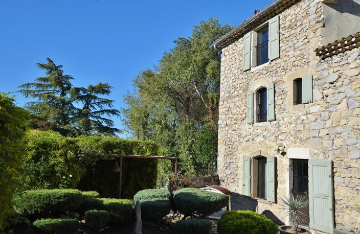 Mas de Village avec Piscine et Jardin — photo 5