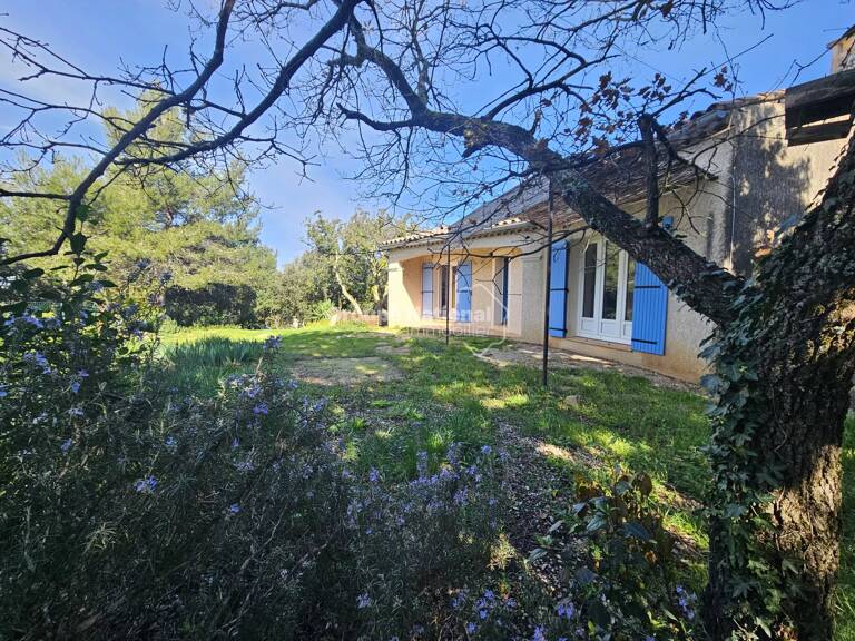 VENASQUE VILLA  DE PLAIN-PIED SUR UN TERRAIN 1079  M² — photo 1