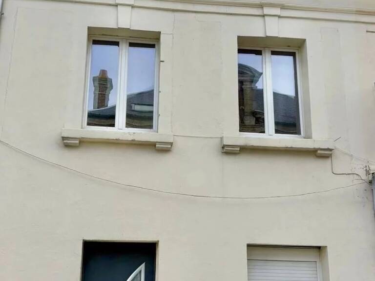   Maison jumelée en plein centre-ville –  124 000 euros — photo 1