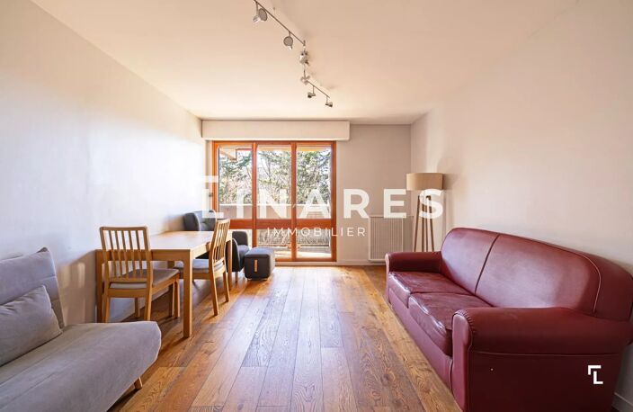LE VENDOME - Appartement T4 80m2 - Terrasse - Parking - 13012 LA — photo 3