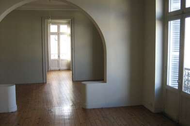 Appartement 5 pièces 1940 €