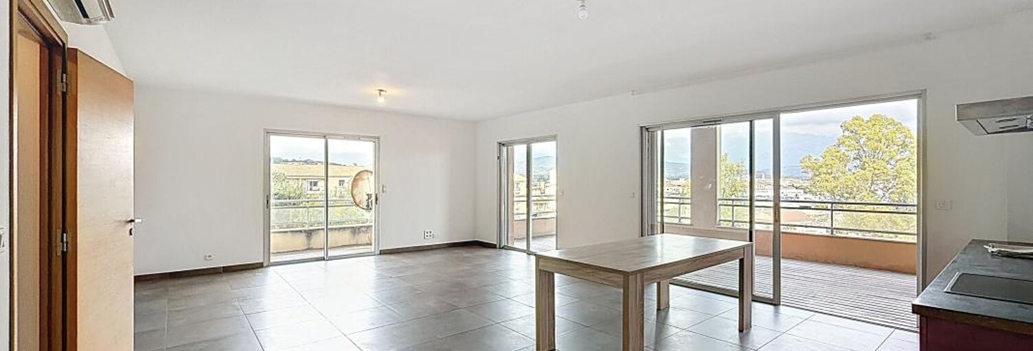 Appartement 3 Pièces 83 m² à vendre à Porto-Vecchio (20137)