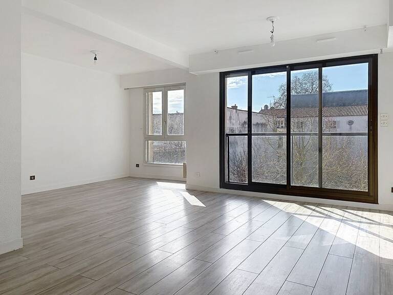 Appartement À Vendre — photo 1