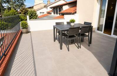 TOULOUSE CROIX DE PIERRE Immeuble toulousain Local commercial + 2 appartements + 4 garages — photo du bien