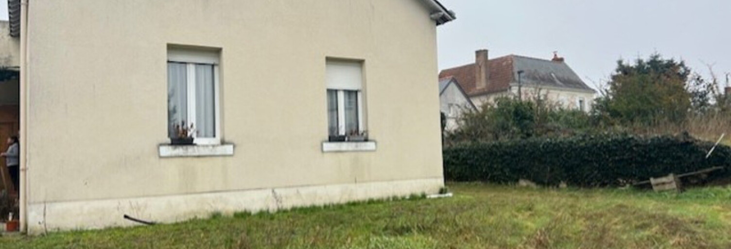 Immeuble  108 m² à vendre à Seiches-sur-le-Loir (49140)