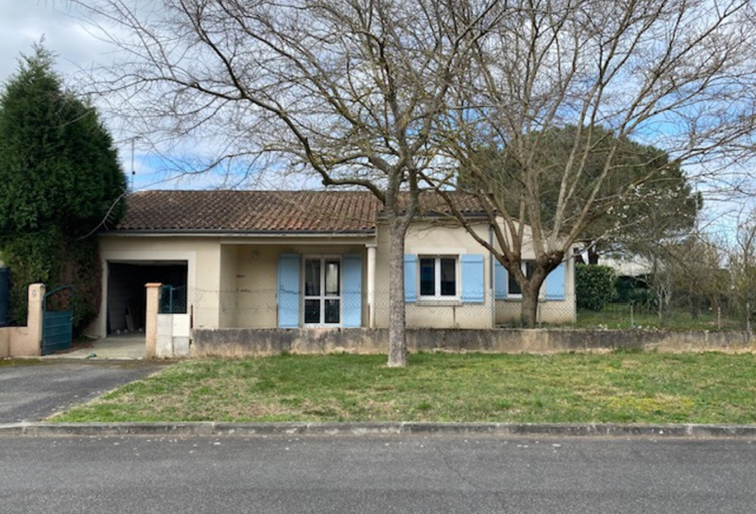 Maison à vendre 4 pièces REVEL (31) — photo 1