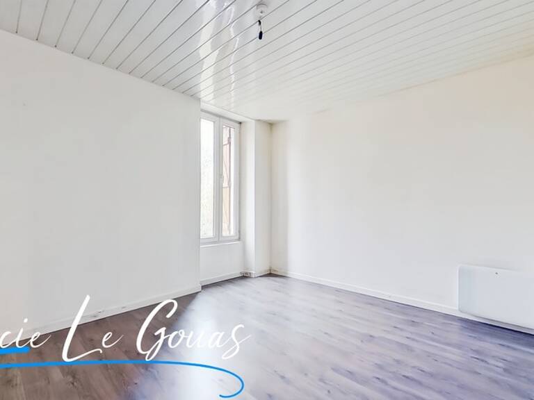 Appartement de 75m² 3 chambres, jardin et stationnement privatif — photo 1