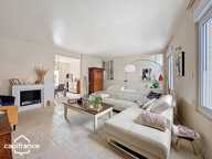 Maison 243 m² - Excellent état – 6 chambres – jardin, terrasse, garage – Thouars centre (79100) — photo 2