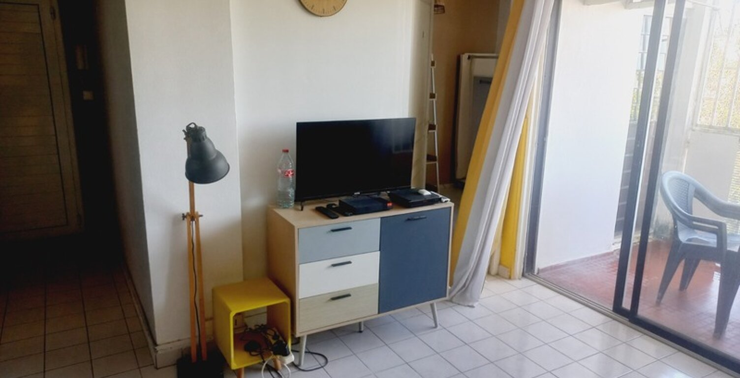 Appartement à vendre 5 pièces LES ABYMES (971) — photo 1