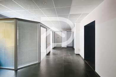 Commerce 7 pièces 82500 €