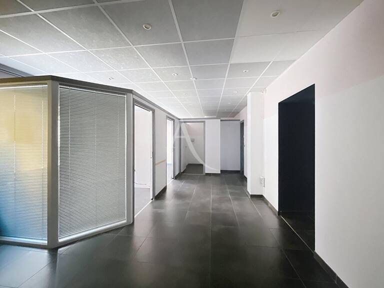 Local commercial hyper centre Boulogne Sur Mer 7 pièce(s) 78 m2 — photo 1
