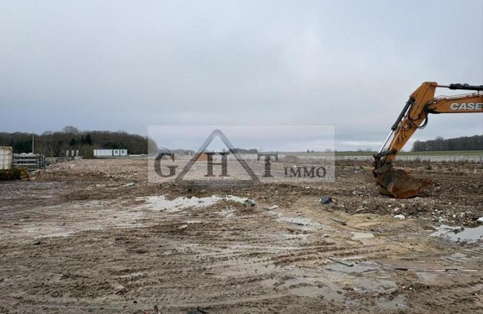 TERRAIN 11 000 M² AVEC PC – CHAUMES-EN-BRIE — photo 4