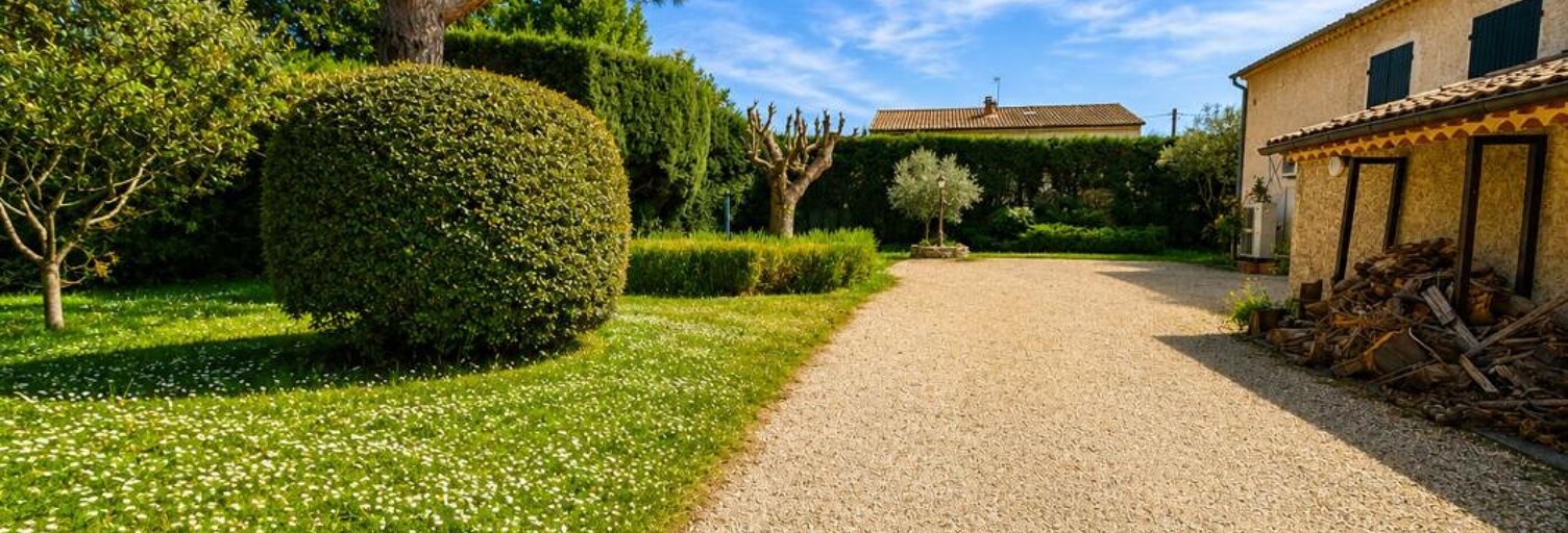Maison 7 Pièces 232 m² à vendre à Carpentras (84200)