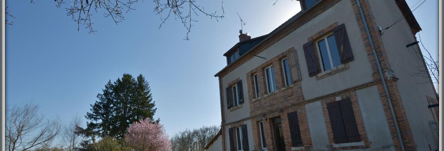 Maison 6 Pièces 119 m² à vendre à Chezal-Benoît (18160)