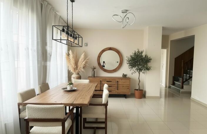 maison familiale, 130 m2 avec grand local/atelier  45 m2 Prix : 588 000 — photo 2