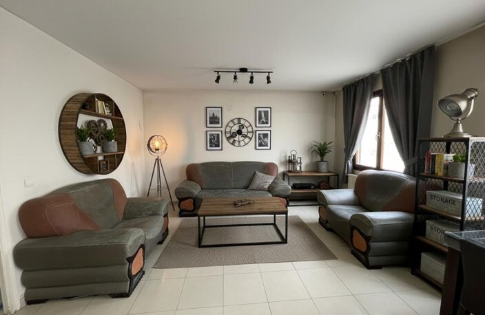 maison familiale, 130 m2 avec grand local/atelier  45 m2 Prix : 588 000 — photo 4
