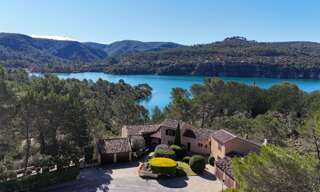 Maison 14 Pièces 279 m² à vendre à Esparron-de-Verdon (04800)