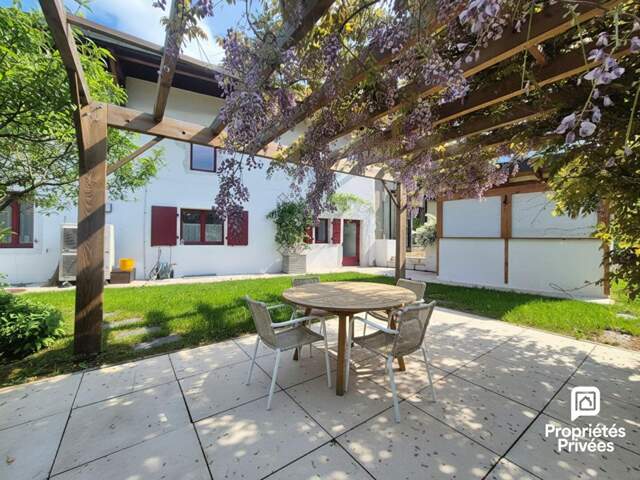 Maison avec dépendance piscine & jardin - Chevrier 74520 — photo du bien
