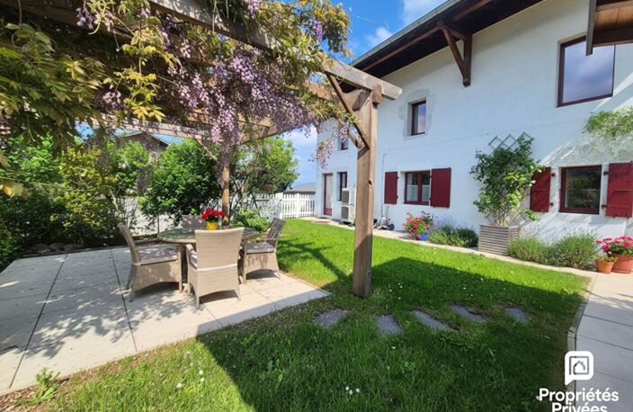 Maison avec dépendance piscine & jardin - Chevrier 74520 — photo 4