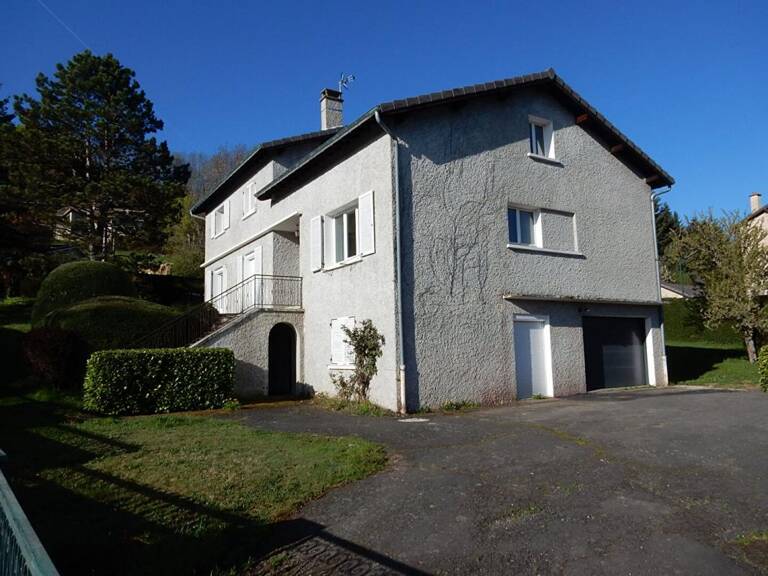 Saint-Julien-Chapteuil  43260  maison traditionnelle de 1972 sur deux niveaux élevés sur sous-sol  302 m² habitables 6 chambres sur 1613m² de terrain — photo 1