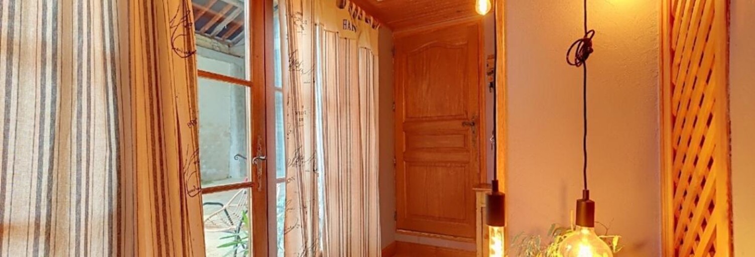 Maison 12 Pièces 245 m² à vendre à Valzin-en-Petite-Montagne (39240)