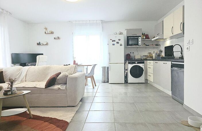 Superbe 3 pièces moderne avec grande terrasse, piscine et parkings à 10 minutes de la mer — photo 3