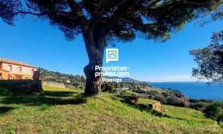 Maison 6 Pièces 200 m² à vendre à Carqueiranne (83320)