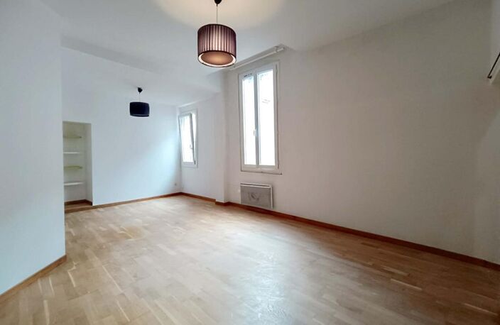 Maison de village de 170 m2 Gros potentiel — photo 2