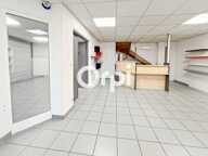 Local professionnel ou commercial avec espace de stockage — photo 2