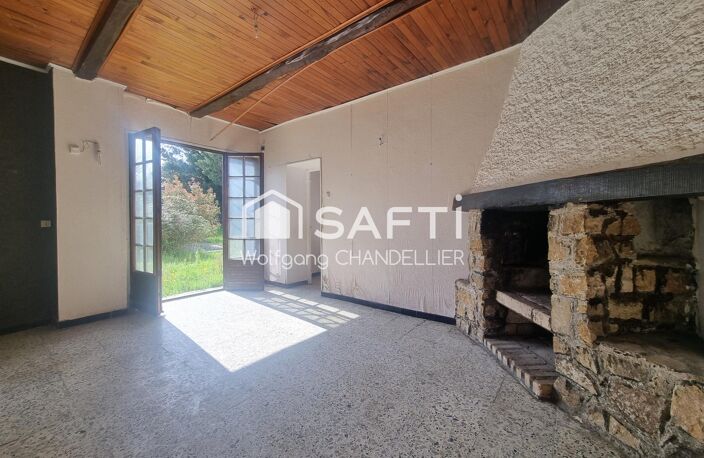 Maison a rénover  dans un cadre bucolique. — photo 3