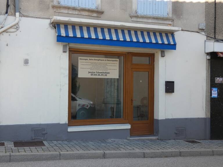 Local de 36m² à louer pour tous commerces - CENTRE VILLE SERRES 05700 — photo 1