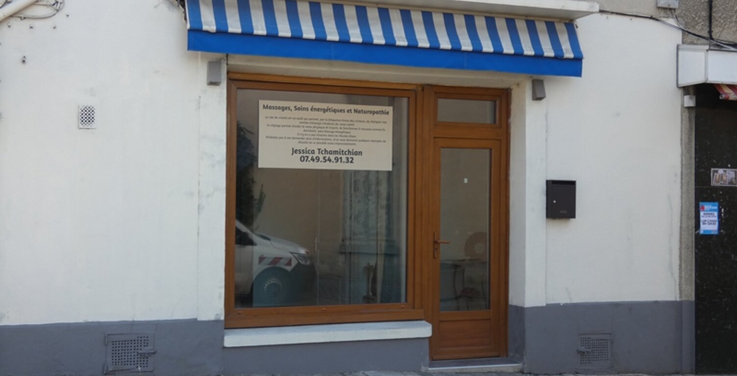 Local de 36m² à louer pour tous commerces - CENTRE VILLE SERRES 05700 — photo 1