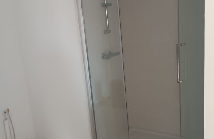 FOURAS SUPERBE RESIDENCE LIVREE — photo 5