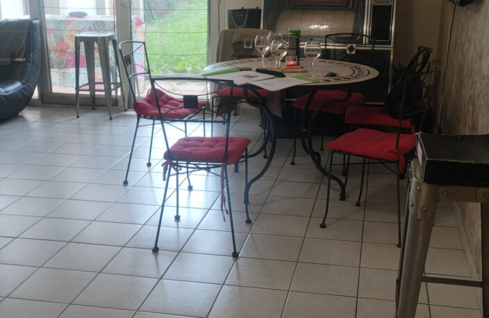 T3 AIX LES BAINS REZ DE JARDIN — photo 4