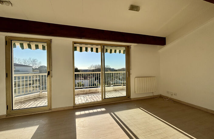 Grand studio dernière étage vue mer — photo 4