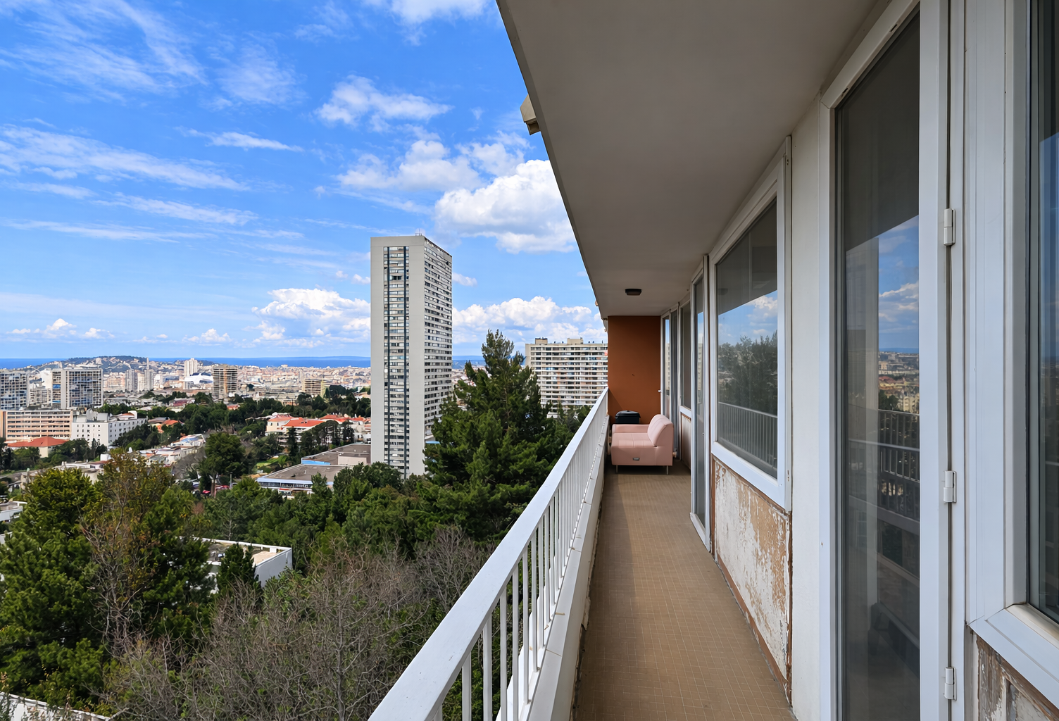 APPARTEMENT T4 86M2 AVEC GRAND BALCON — photo 1