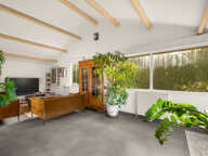 Maison de plain-pied sur sous-sol avec atelier — photo 2