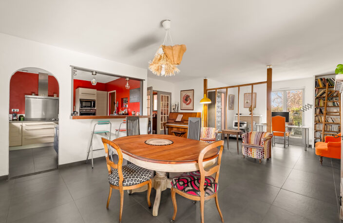 Maison de plain-pied sur sous-sol avec atelier — photo 4