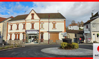 Immeuble  320 m² à vendre à Le Mayet-de-Montagne (03250)
