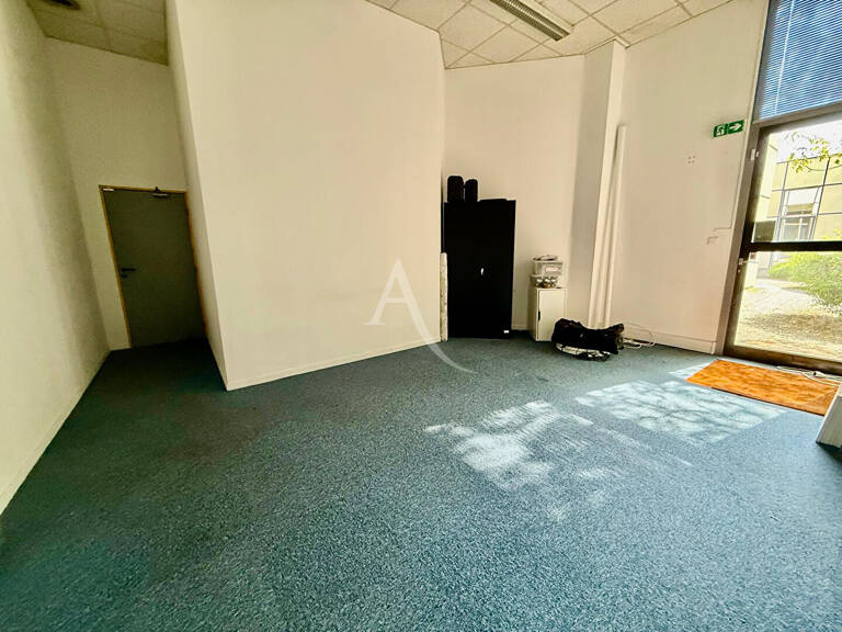 Labège - local commercial de 60 m² — photo 1