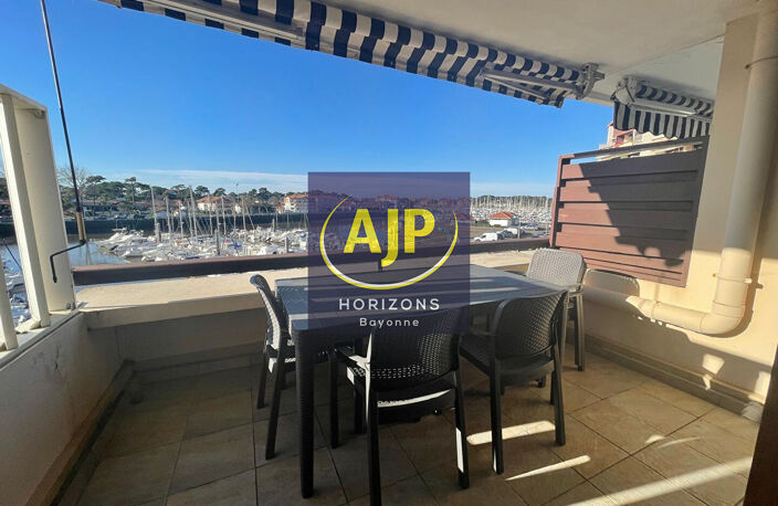 Studio 31 m² avec belle terrasse — photo 2