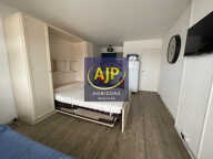 Studio 31 m² avec belle terrasse — photo 3