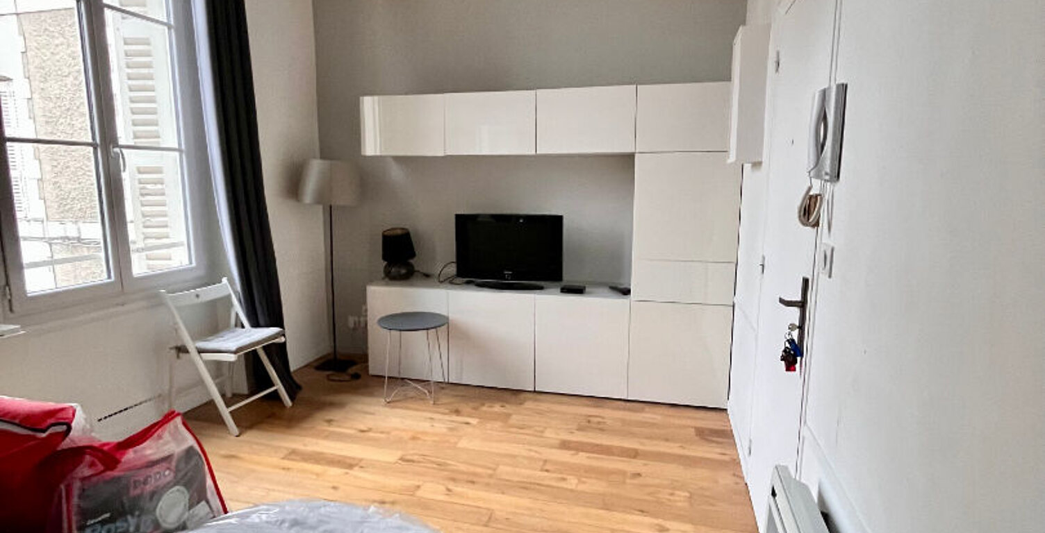 Studio meublé Entre Préfecture et Hôtel de Ville — photo 1